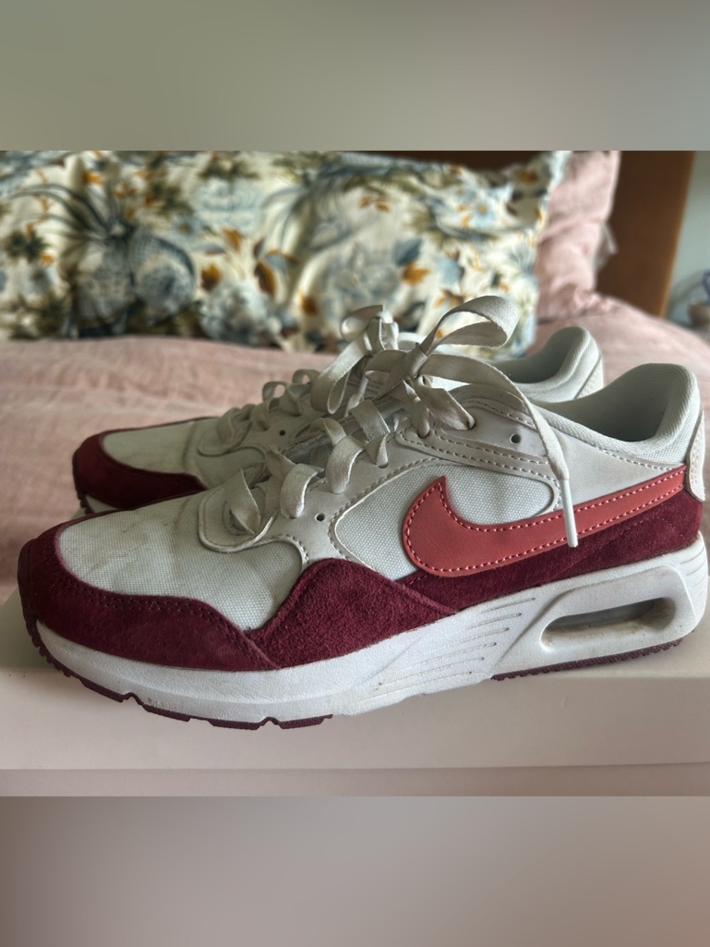 Nike Air Retro Sneakers